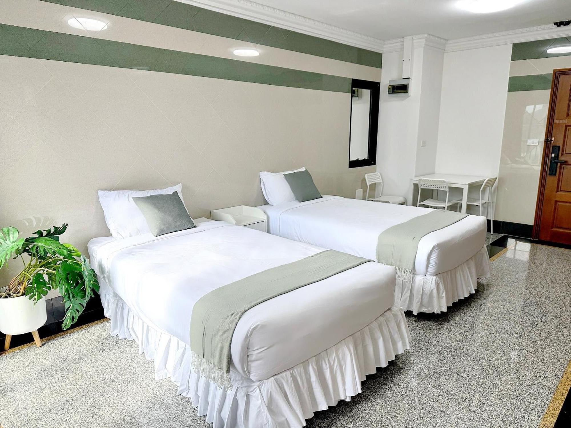Center Bangkok Suite Next To Platinum Mall Zewnętrze zdjęcie